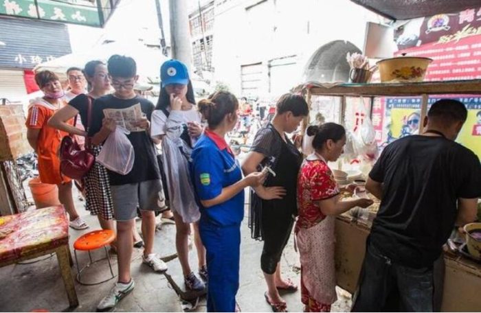 2023年凉皮店怎么经营好？1招让你凉皮不够卖！-玖儿的学习笔记