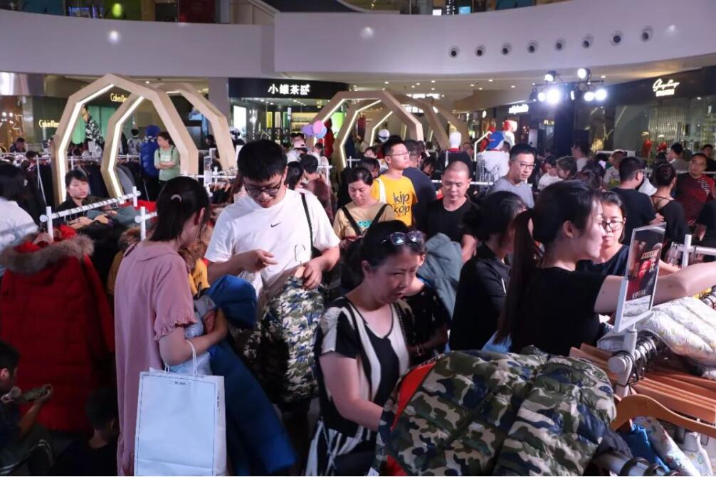 牛！夏季羽绒服清掉1万多件库存，老板还赚了22万-玖儿的学习笔记
