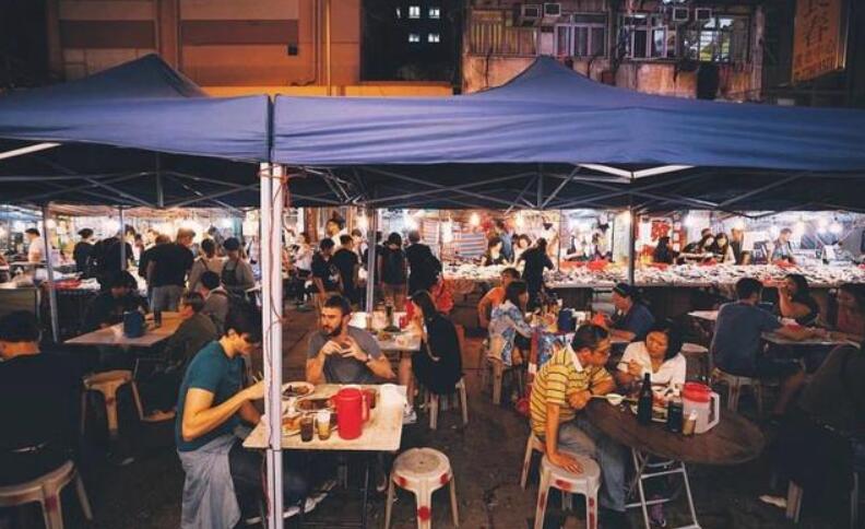 大排档如何吸引顾客？刘总仅用一招锁住客源并且一周收款20万！-玖儿的学习笔记
