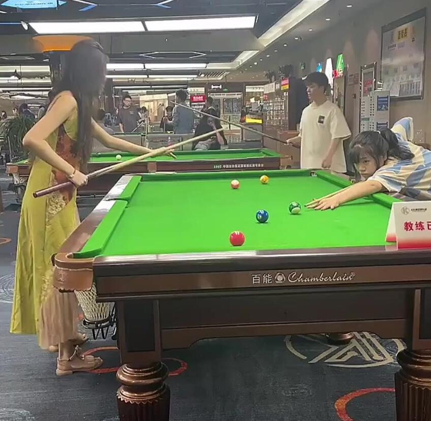 台球厅利润大吗？美女投资48万，3个月快速回本，她是如何做到的？-玖儿的学习笔记