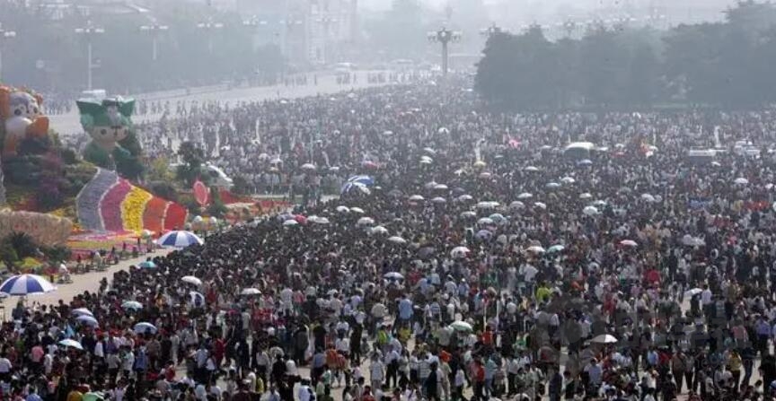 图片[2]-本次黄金周热度最高！专家认同旅游渴望、政府支持和科技创新-玖儿的学习笔记